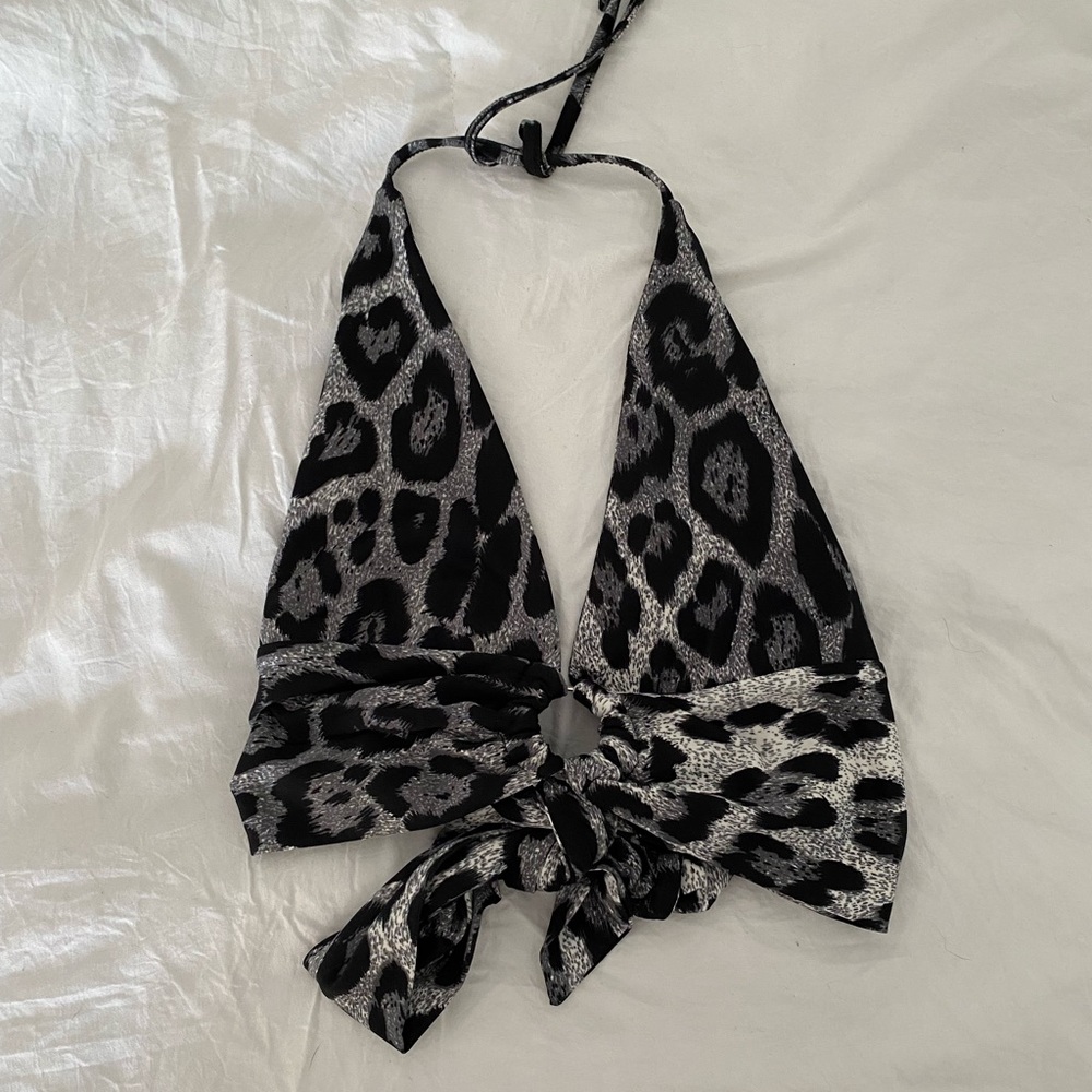 Ring halter top